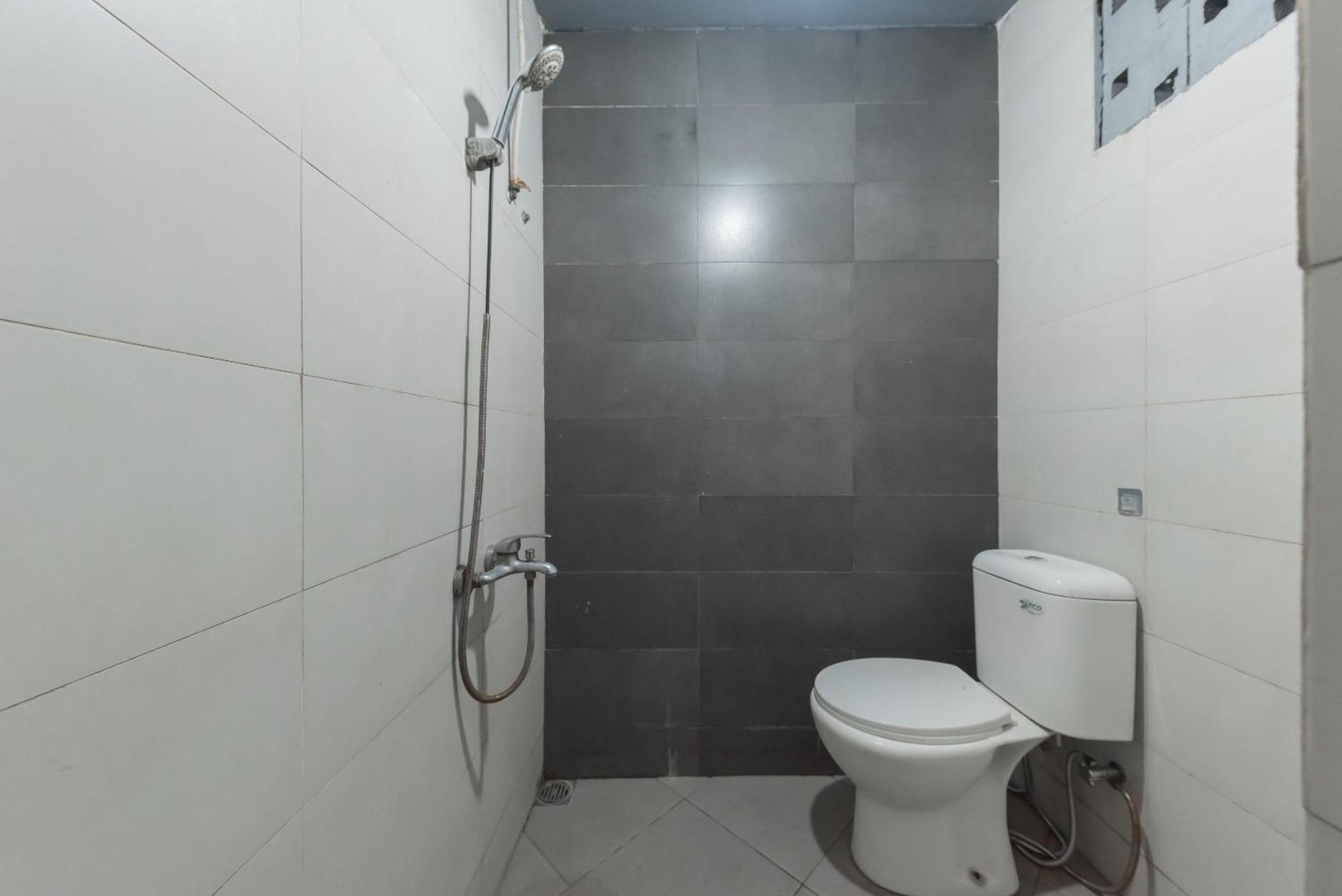 Urbanview Hotel Cianjur City Park By Reddoorz Buitenkant foto