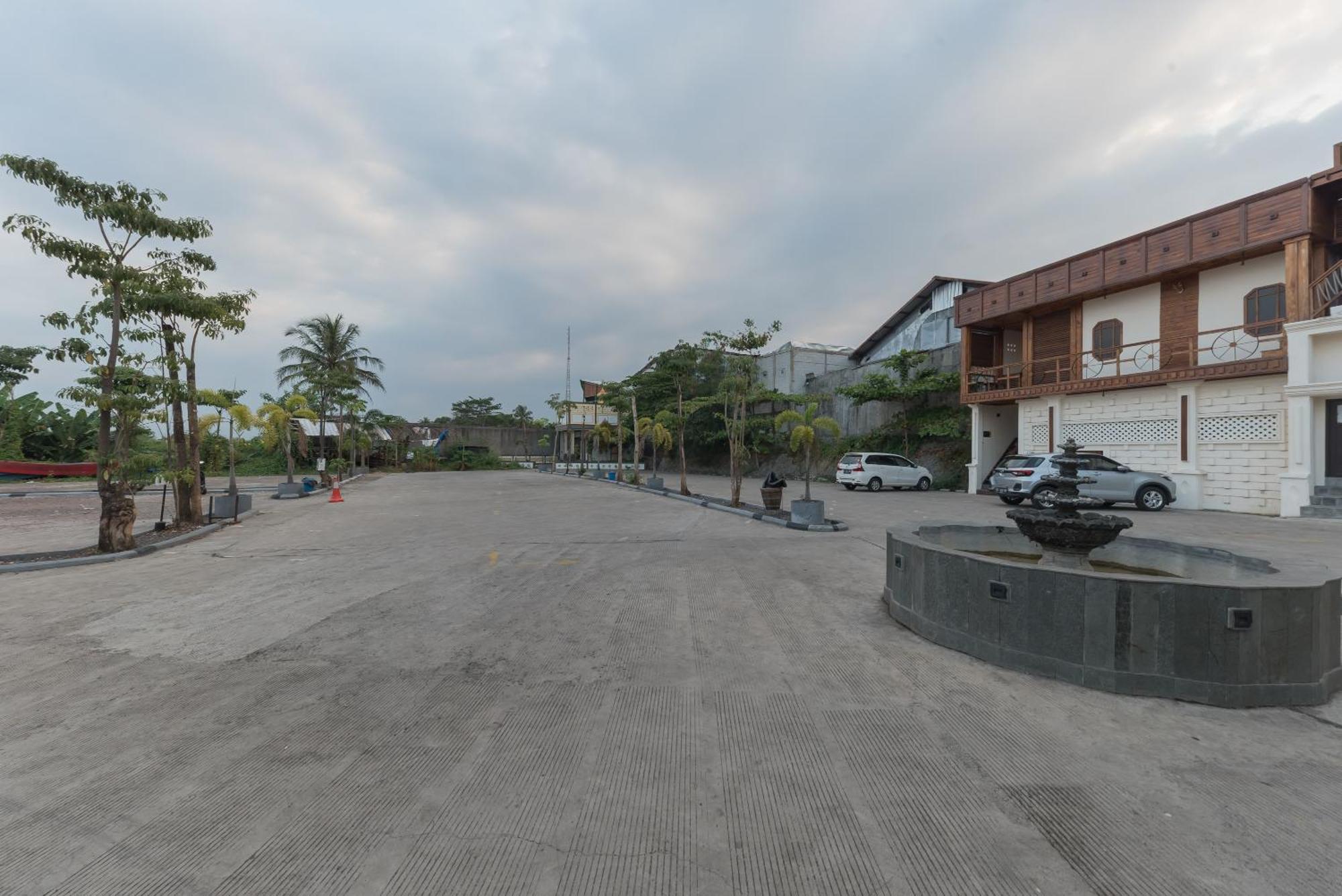 Urbanview Hotel Cianjur City Park By Reddoorz Buitenkant foto