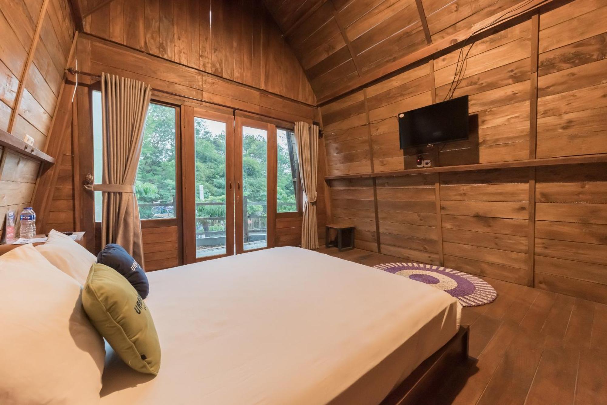 Urbanview Hotel Cianjur City Park By Reddoorz Buitenkant foto
